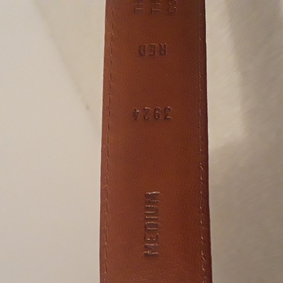 Ladies- Coach Red Leather Belt - Picture 3 of 4